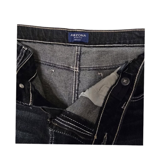 NWOT Arizona Junior’s Size 18 ½ Plus Bermuda Shorts - Picture 3 of 4